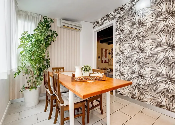 Piazza Di Spagna Fantastic Apartment Rom